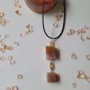 handmade necklace / pendant jewelry resin